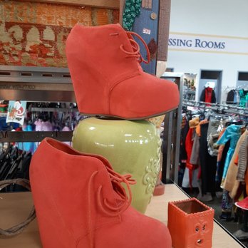 Goodwill - Community Service/Non-Profit Near Me - Chula Vista, California
