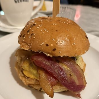 Café George - burger - Brasseries Near Me - Amsterdam, New Hampshire Café George - burger - Brasseries Near Me - Amsterdam, New Hampshire