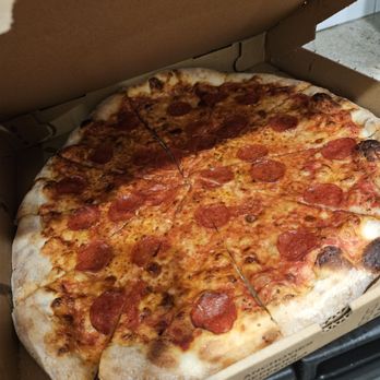 Gina's Pizzeria - Pizza Near Me - Harrison, New Jersey