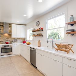 GoodFellas Construction - GoodFellas is the leading home remodeling company in the greater San Jose Area. This Kitchen remodel was completed by our talented team.