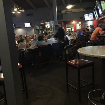 Oggi's - Pizza Near Me - Encinitas, California