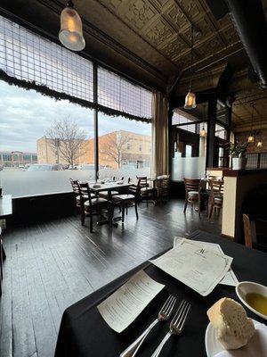 AV Restaurant by null