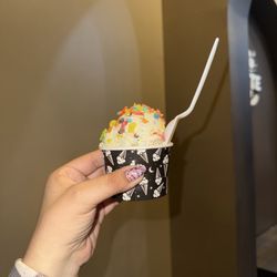 Nite Creamery - Flintstones