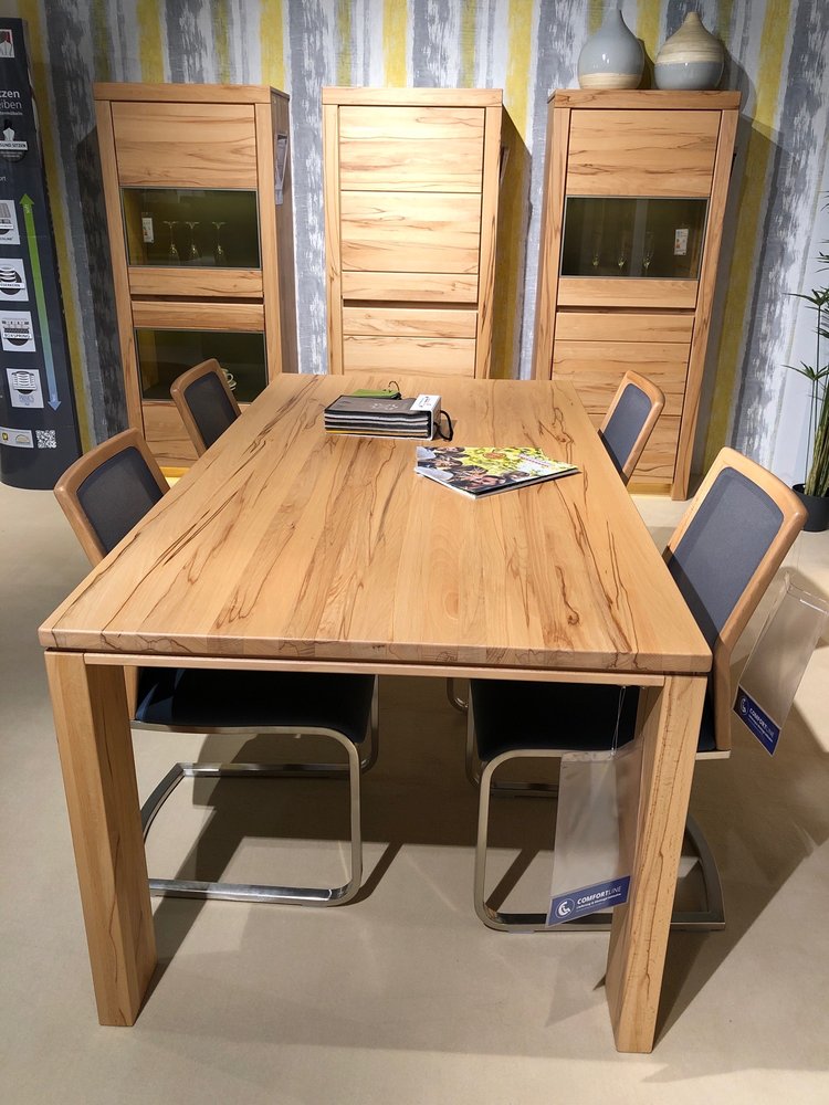 MÖBELLAND HOCHTAUNUS 18 Photos Niederstedter Weg 13 A 17, Bad