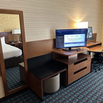 Fairfield by Marriott Inn & Suites Palm Desert Coachella Valley - Hotels Near Me - Palm Desert, California