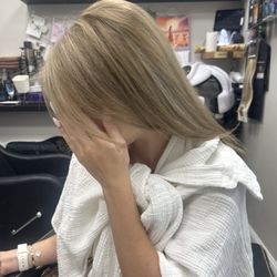Kalekoi International Stylist - Color correction