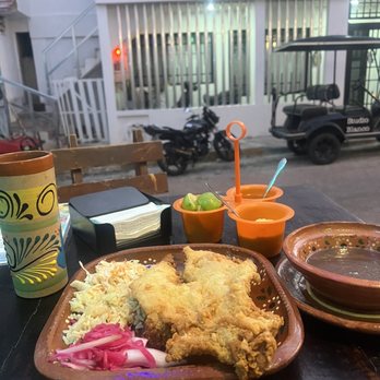 La Lomita - Seafood Near Me - Isla Mujeres, ROO La Lomita - Seafood Near Me - Isla Mujeres, ROO
