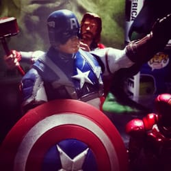 Mundo Comic - Cuánto por el de Capitán America haciendo el saludo nazi?