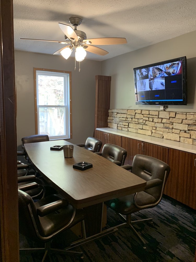 PURO CIGAR LOUNGE Updated June 2024 31 Photos 722 Franklin Ave, Aliquippa, Pennsylvania