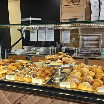 Roggenart - Bakery goodies - Bakeries Near Me - Towson, Maryland Roggenart - Bakery goodies - Bakeries Near Me - Towson, Maryland