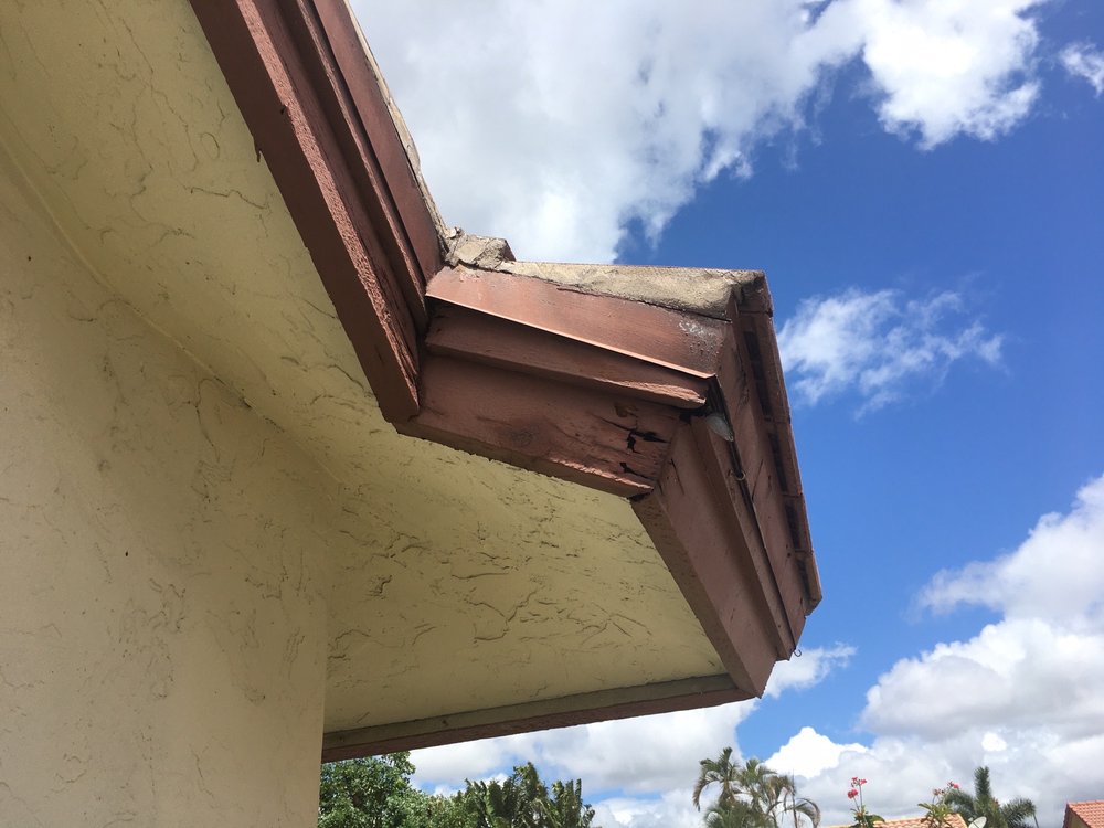 Slide of Sapienza Roofing