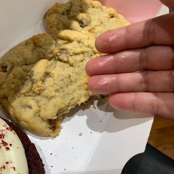 Crumbl - Northampton Crossings - Chocolate chip too oily - Bakeries Near Me - Easton, Pennsylvania Crumbl - Northampton Crossings - Chocolate chip too oily - Bakeries Near Me - Easton, Pennsylvania
