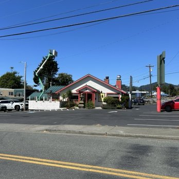 Rice Bowl - Outside - Chinese Near Me - Brookings, Oregon