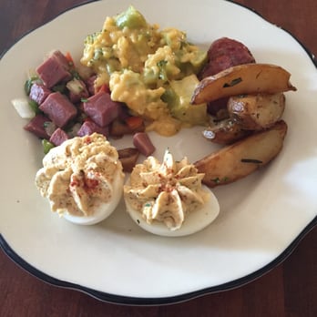 Moonshine Grill - Sunday Brunch!!! - Southern Near Me - Austin, Texas