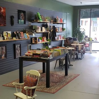 Onyx Bookstore Cafe - Store layout - Bookstores Near Me - Covington, Georgia Onyx Bookstore Cafe - Store layout - Bookstores Near Me - Covington, Georgia