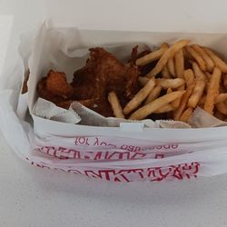 Kukuruku Crispy Chicken - My 3 piece with fries
