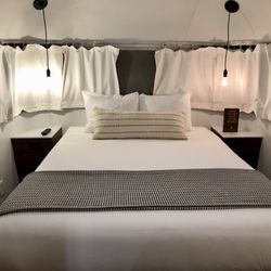 AutoCamp Russian River - Loved the clean and comfy bedroom