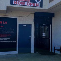Perro 110 - Perro 1-10 Tacos - Inglewood, CA - Exterior Outside
