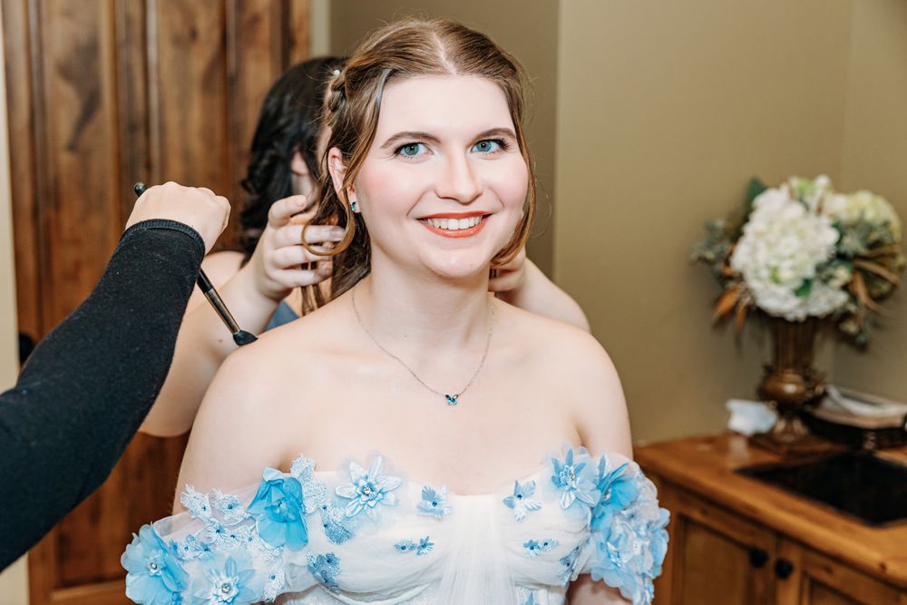 Makeup By Diana Logo