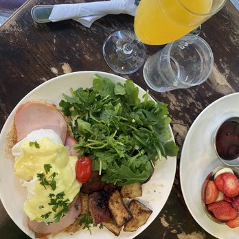 Caffe Reggio - Freshly Squeezed Orange Juice Muffin Benedictine - Italian Near Me - New York, New York
