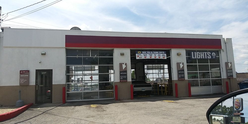 JIFFY LUBE Updated September 2024 33 Reviews 6400 West 87th St