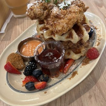 Taste & Glory - Chicken Croffle - Breakfast & Brunch Near Me - San Mateo, California Taste & Glory - Chicken Croffle - Breakfast & Brunch Near Me - San Mateo, California