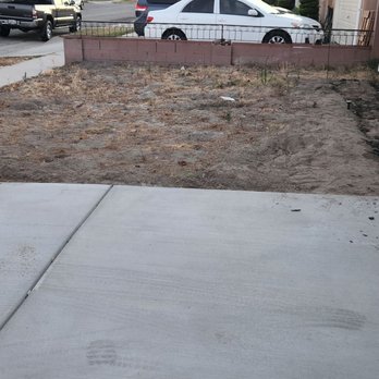 RD Turf and Putting Greens - Before.....our yard looked like Freddy Kreuger's face!!!!! - Artificial Turf Near Me RD Turf and Putting Greens - Before.....our yard looked like Freddy Kreuger's face!!!!! - Artificial Turf Near Me