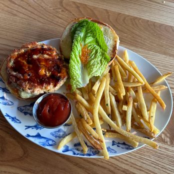 Plank Provisions - Jalapeno Salmon Burger - Seafood Near Me - Fort Worth, Texas