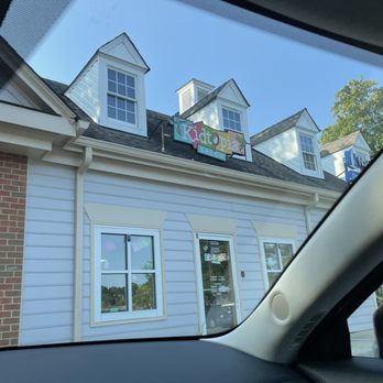 Kidtopia Salon - Front of the salon - Kids Hair Salons Near Me - Midlothian, Virginia Kidtopia Salon - Front of the salon - Kids Hair Salons Near Me - Midlothian, Virginia