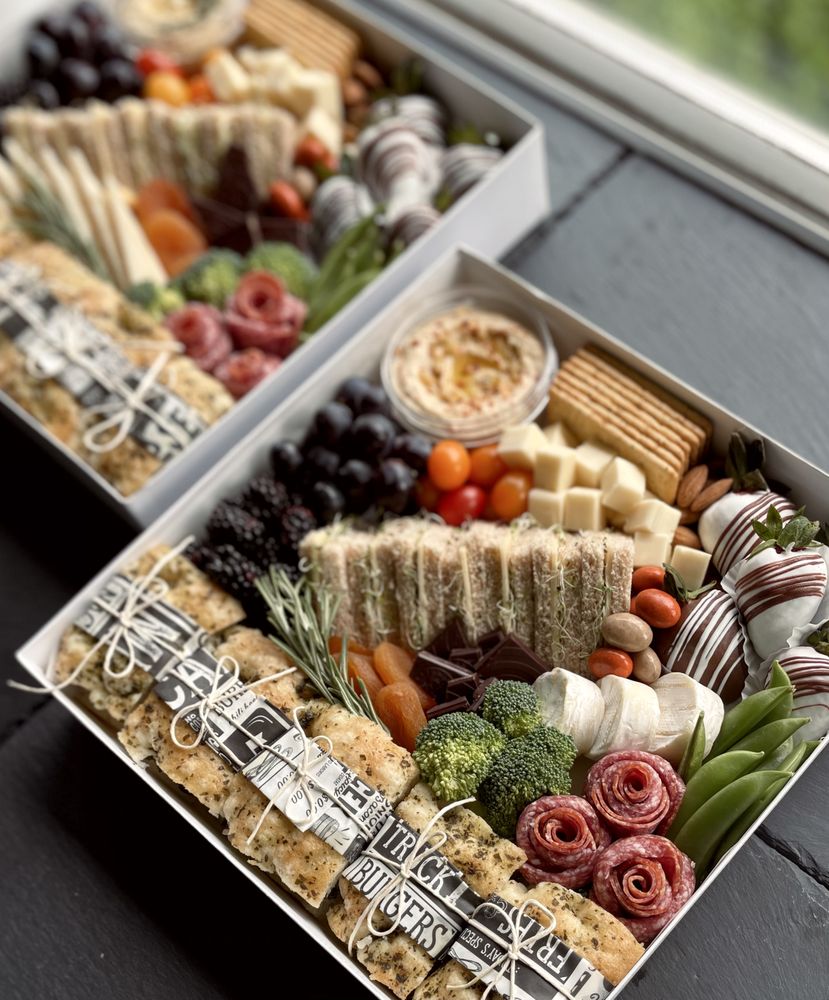 CHARCUTERIE HIGHLIGHTS Updated July 2024 19 Photos 3600 Windcrest Drive, North Vancouver