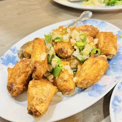 Mandarin Garden Chinese Restaurant - Salt & Pepper Chicken Wings - $16.50