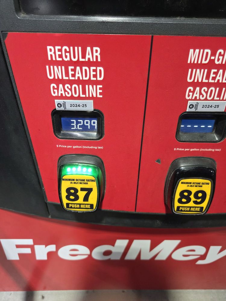 Fred Meyer Gas Station Logo