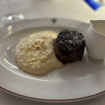 1700 Degrees Steakhouse - Filet with garlic whipped mashed potatoes - Steakhouses Near Me - El Paso, Texas