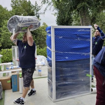 Cross Country Moving - Movers Near Me - Tarzana, California Cross Country Moving - Movers Near Me - Tarzana, California