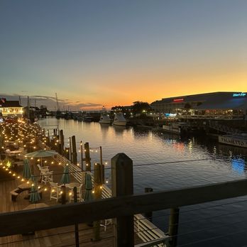 Water's Edge - Seafood Near Me - Mount Pleasant, South Carolina
