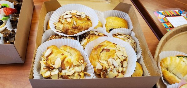 La Lune Sucrée Pastry Shop San Jose CA by null