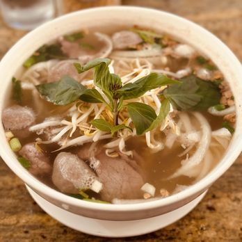 Pad Thai - Combination pho noodle - Thai Near Me - Honolulu, Hawaii Pad Thai - Combination pho noodle - Thai Near Me - Honolulu, Hawaii