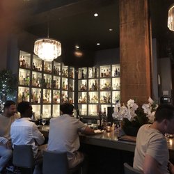 Brix & Mortar - Bar area
