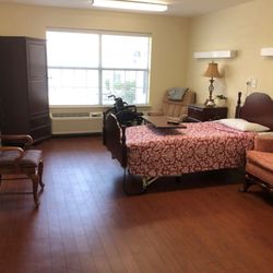 Rambling Oaks Courtyard Extensive Care Community - Single occupancy room