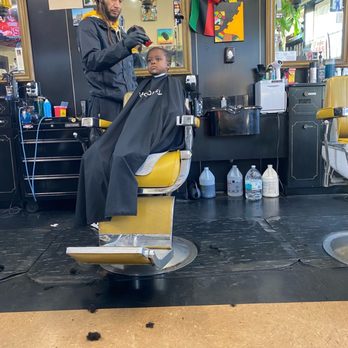 HIM Barbershop - Barbers Near Me - Oakland, California HIM Barbershop - Barbers Near Me - Oakland, California
