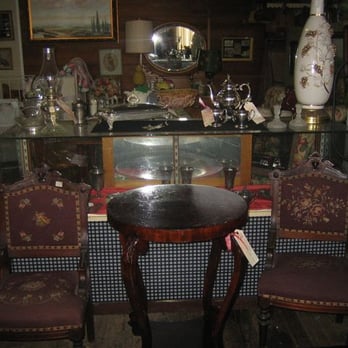 Georgetown Antique Mall - fine antique furniture at Georgetown Antique Mall - Antiques Near Me - Georgetown, Kentucky Georgetown Antique Mall - fine antique furniture at Georgetown Antique Mall - Antiques Near Me - Georgetown, Kentucky