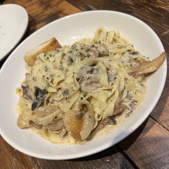 Pop's For Italian - Wild Mushroom Fettuccine - Italian Near Me - Ferndale, Michigan