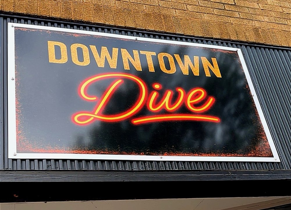 Social spots from Downtown Dive