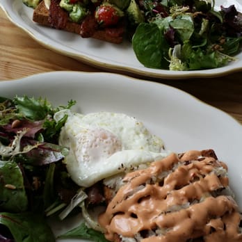Kitchen Mouse Cafe - BLAT & Reuben sandwiches & a fried egg - Vegan Near Me - Los Angeles, California