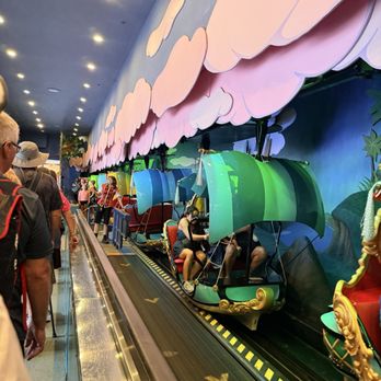 Peter Pan's Flight - Amusement Parks Near Me - Orlando, Florida Peter Pan's Flight - Amusement Parks Near Me - Orlando, Florida