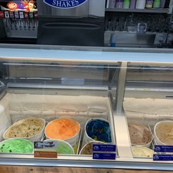 Port Jefferson Outpost - Want some Blue Bell? Yes!