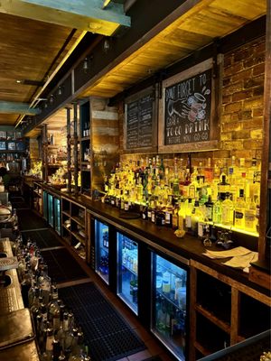 Repeal 33 Bar & Restaurant by null