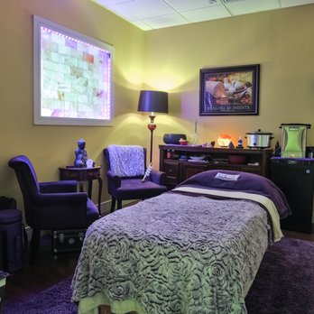 Healing Moments - Massage room...majic happens here! Tracy is THE BEST!! - Massage Therapy Near Me - Boca Raton, Florida