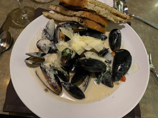 Coldwater Café by null