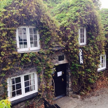 Tu Hwnt I'r Bont - Coffee & Tea Near Me - Llanrwst, CWY Tu Hwnt I'r Bont - Coffee & Tea Near Me - Llanrwst, CWY
